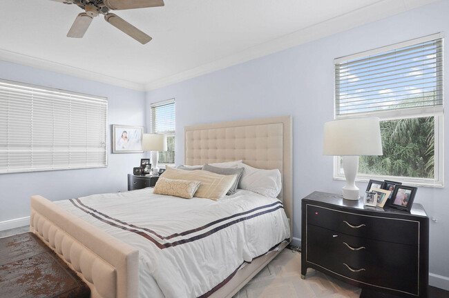 Building Photo - 143 Isle Verde Way