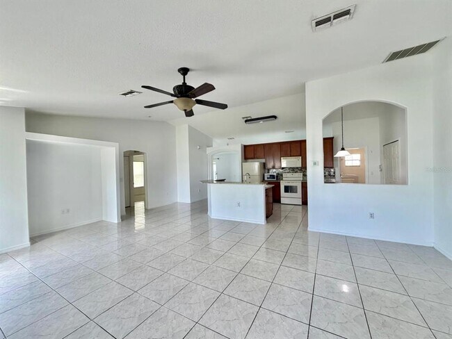 Building Photo - 3264 Deltona Blvd