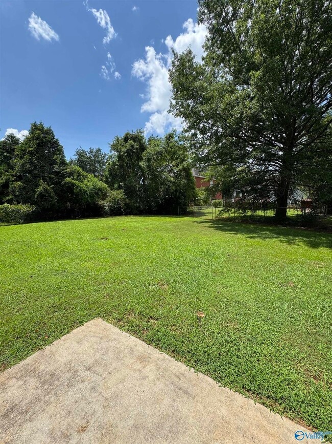 Building Photo - 104 Vistawood Ct