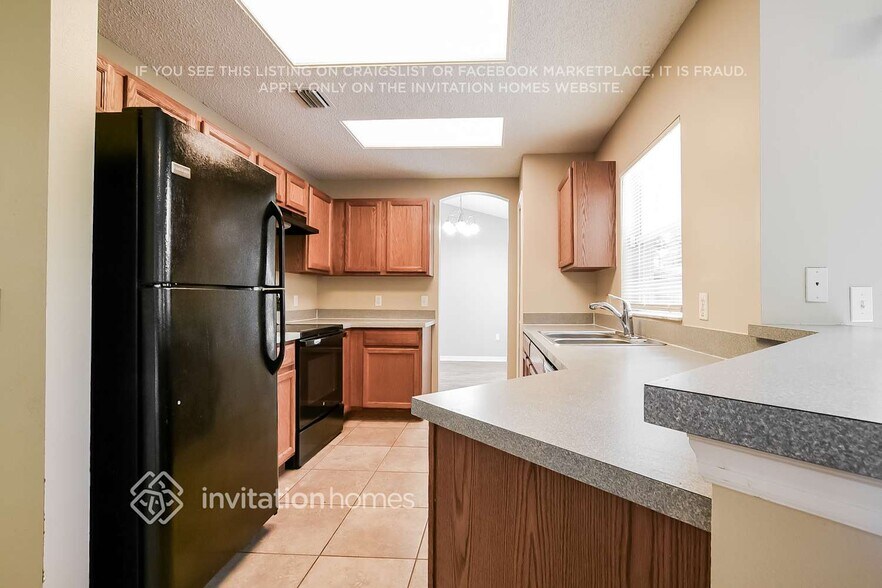 Building Photo - 4873 Bridge Rd