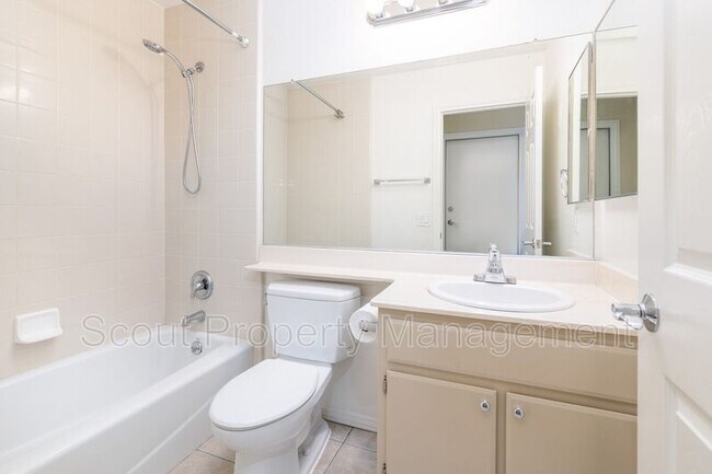 Building Photo - 31276 Corte Talvera