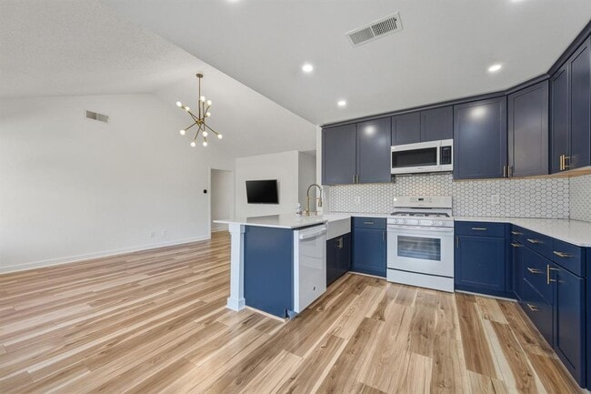 Building Photo - 1912 Cannonwood Ln