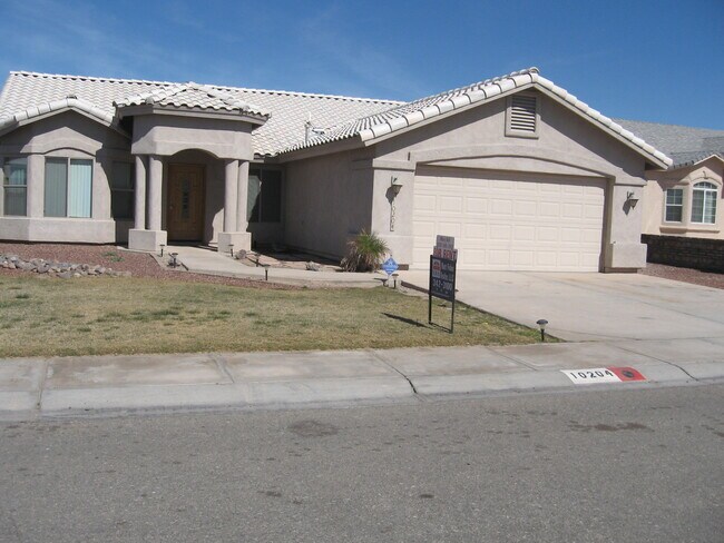 Building Photo - VILLA CHAPARRAL