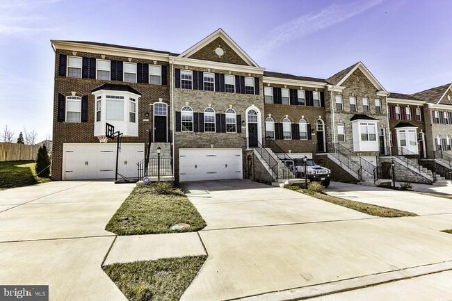 Building Photo - 15390 Ballerina Lp