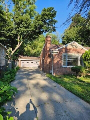 Building Photo - 17547 Pierson St