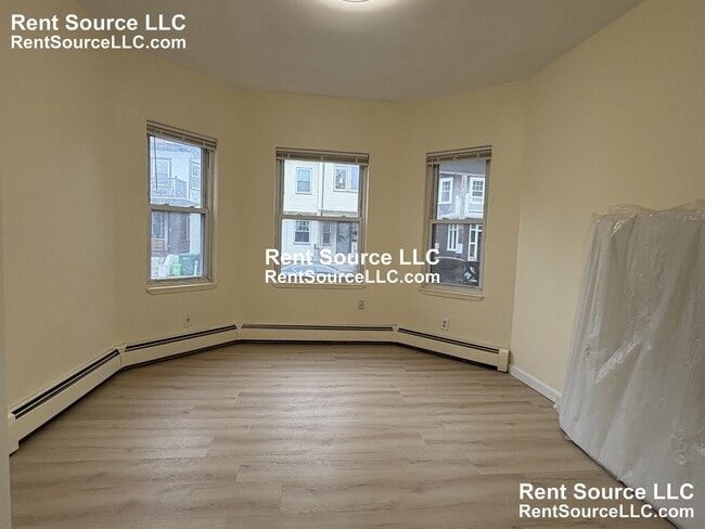 Building Photo - 17 A Benton Rd