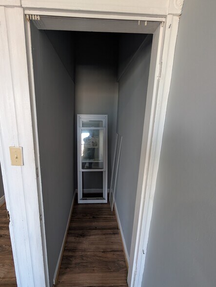 Building Photo - 2409 McElderry St