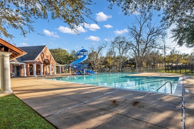 Building Photo - 3815 Hogan Ct