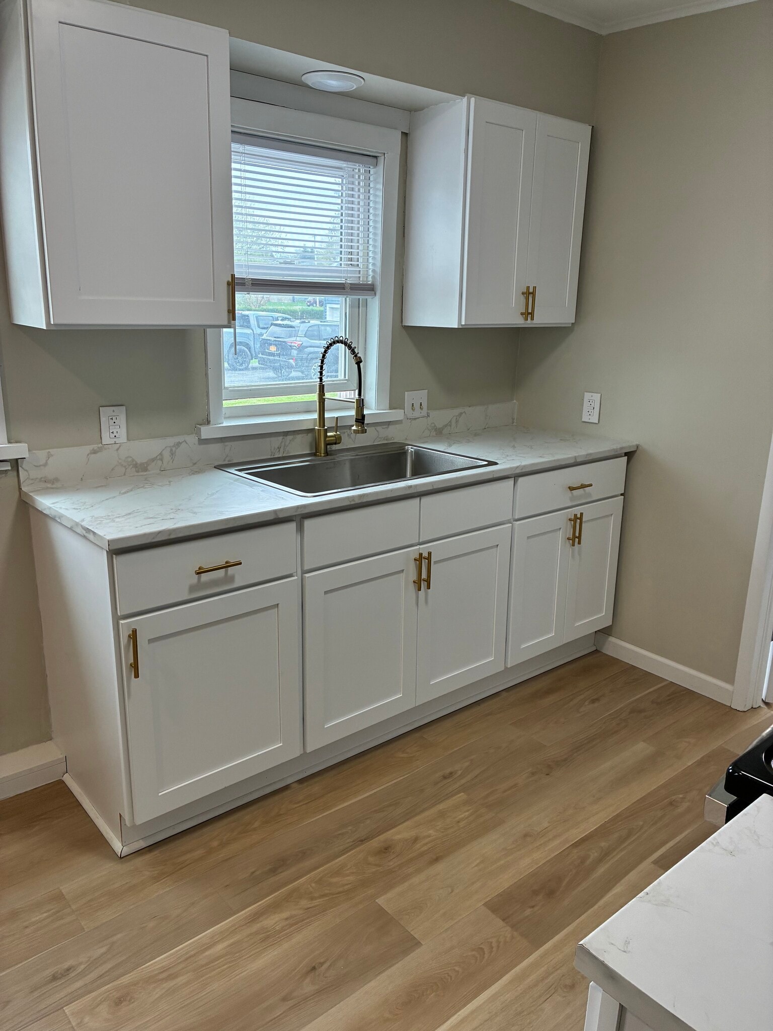 Building Photo - 41 White St