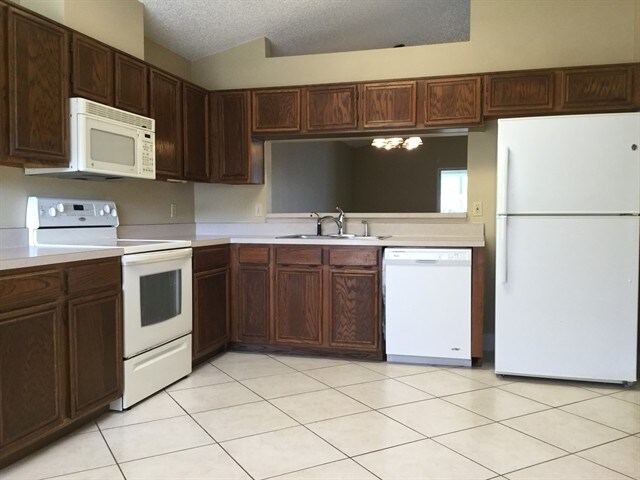 Building Photo - 4533 Bridgeton Ln