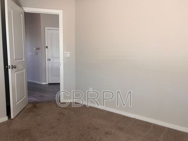 Building Photo - 1637 133rd St