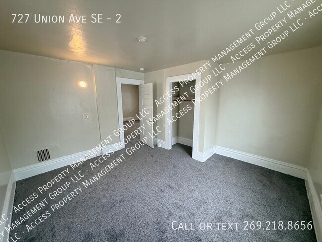 Building Photo - 727 Union Ave SE