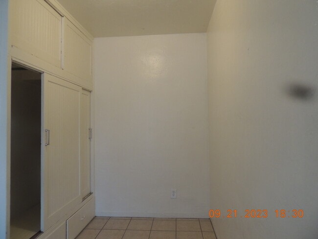 Primary Photo - 532 21st St