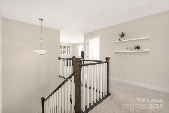 Building Photo - 1636 Tundra Ln