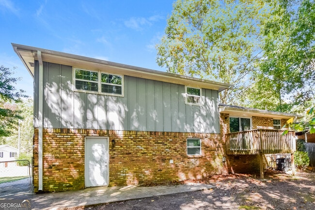 Building Photo - 2137 Baden Ct