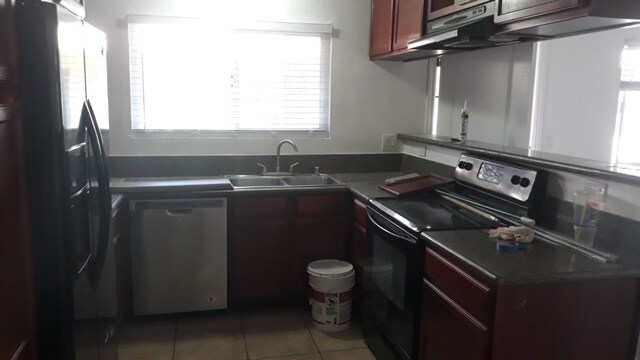 Primary Photo - 12805 Mapleview St