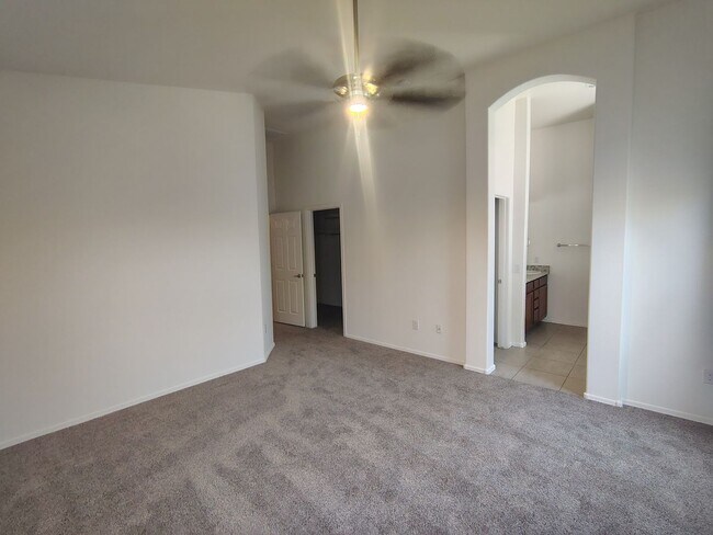 Building Photo - 8990 W Cloudwood Dr