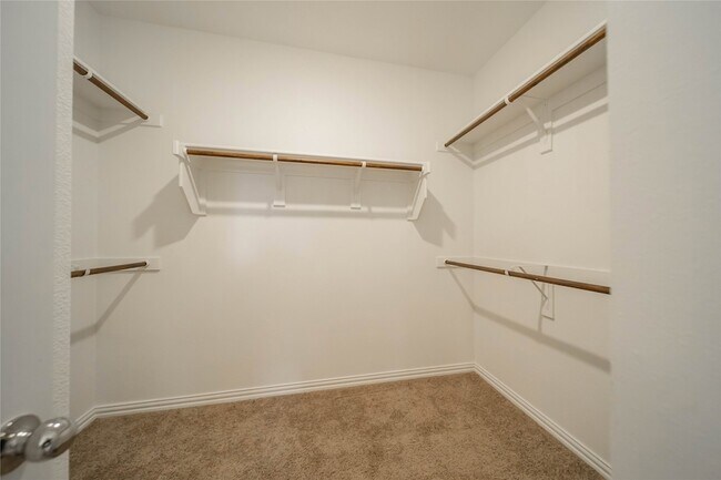 Building Photo - 5929 Priory Dr