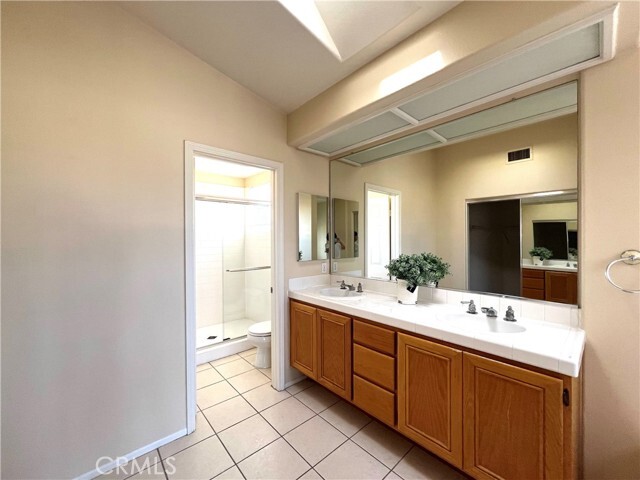 Building Photo - 15201 Riviera Ln