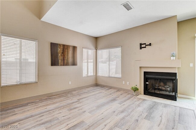 Building Photo - 1661 Cloister Ave
