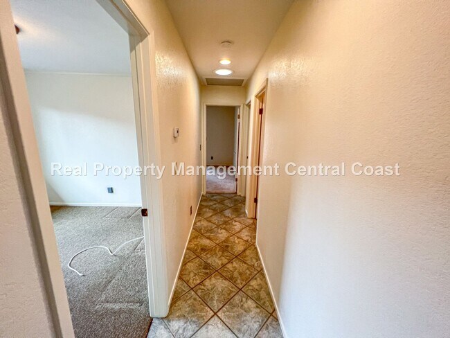Building Photo - LEASE PENDING - Spacious Home in Nipomo - ...