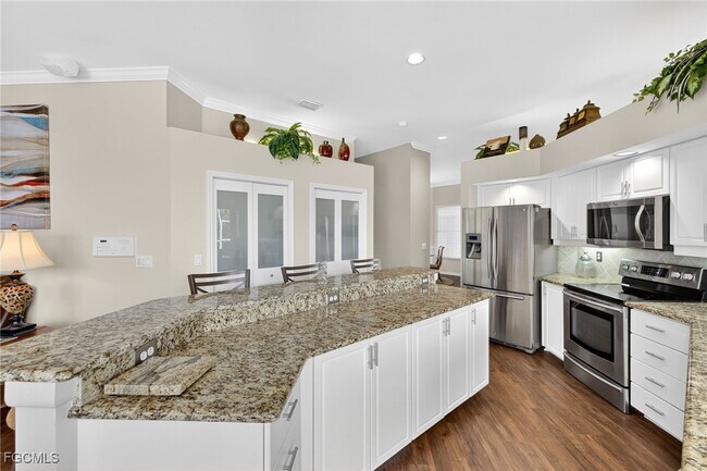 Building Photo - 8350 Trentwood Ct