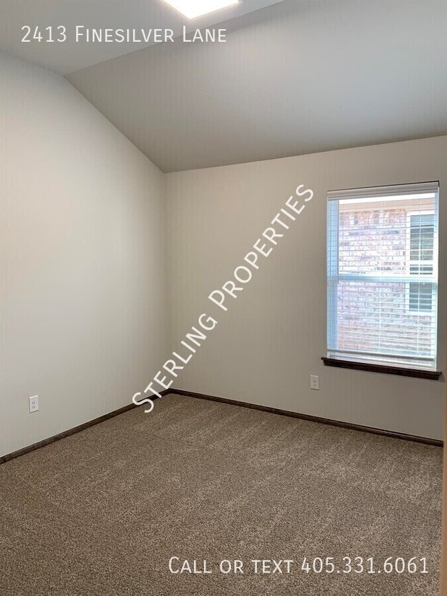 Building Photo - 2413 Finesilver Ln