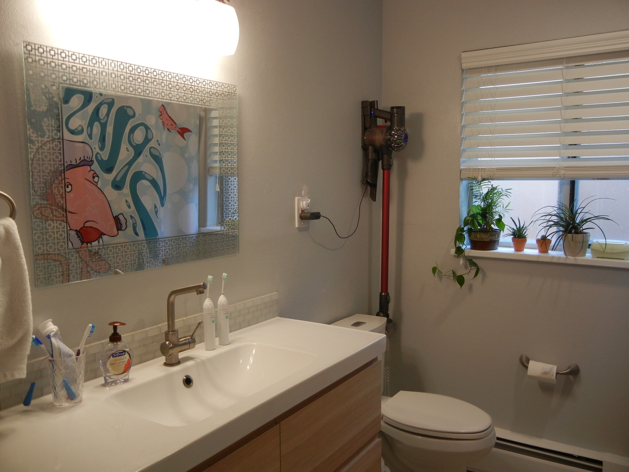 Bathroom Upstairs - 955 Saulsbury St