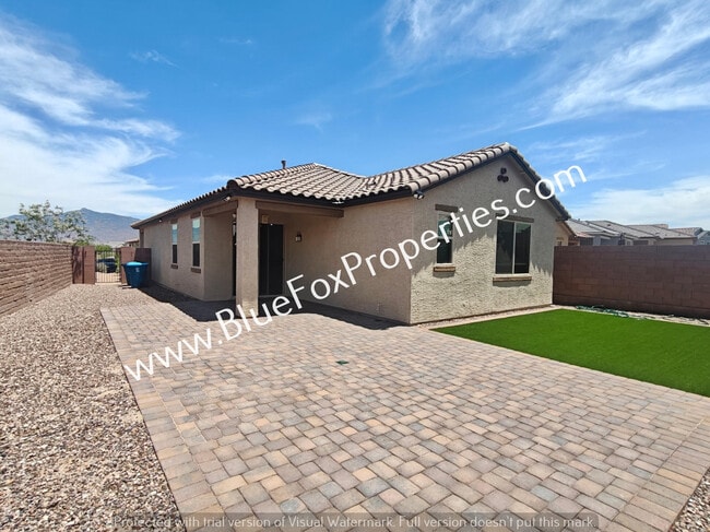 Building Photo - 7926 S Golden Bell Dr