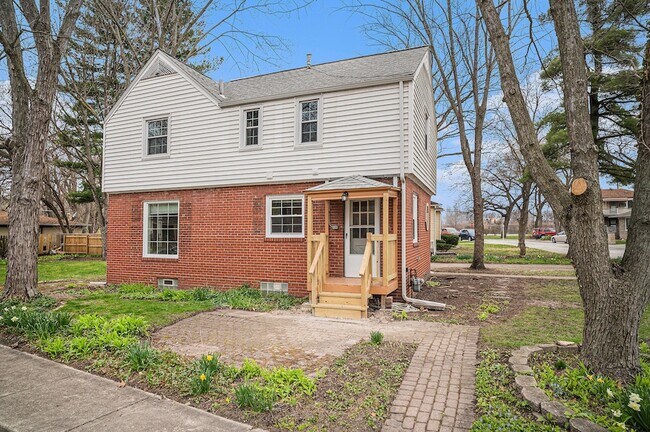 Building Photo - 138 N Howard Ct