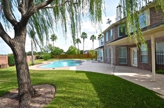 Building Photo - 5802 Sage River Ct