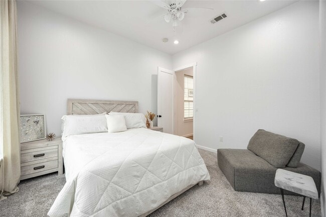 Building Photo - 14108 Bridgeport Rd