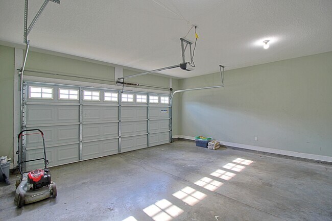 Building Photo - 1208 Cypress Fall Cir