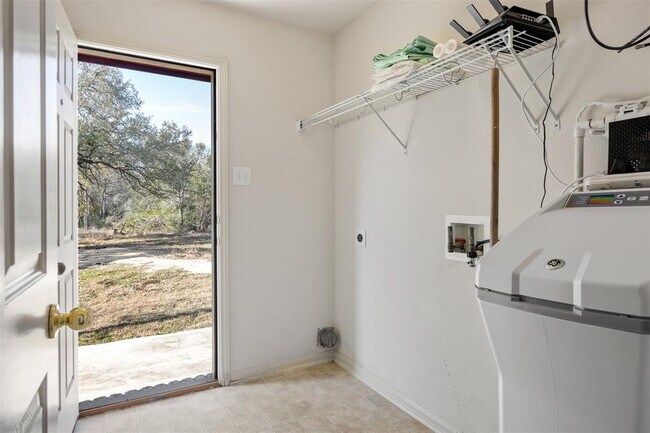 Building Photo - 16023 Arbor Trail