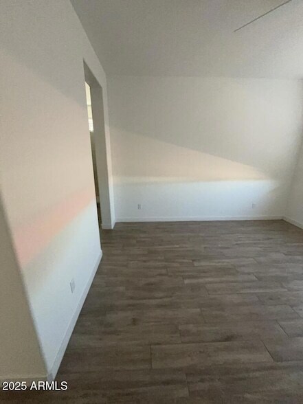 Building Photo - 3650 N Hohokam Dr