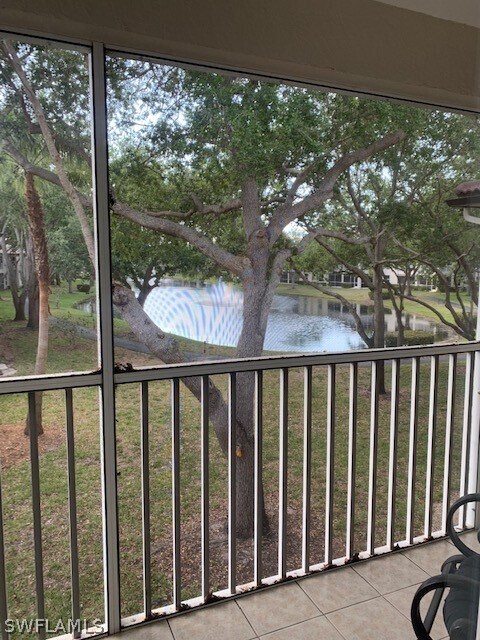 Building Photo - 300 Diamond Cir