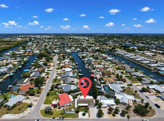 Building Photo - 6513 Abaco Dr