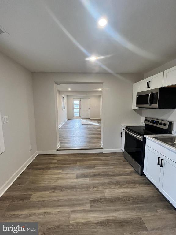 Building Photo - 301 Bryan Point Rd