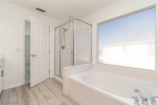 Building Photo - 2656 Sunvale Ct