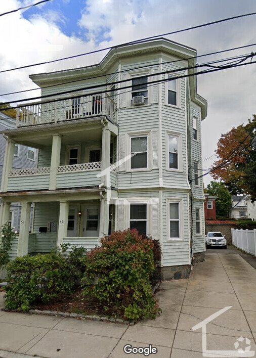 Building Photo - 49 Montfern Ave