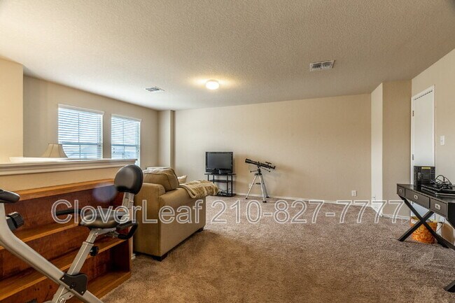 Building Photo - 740 Smooth Wine