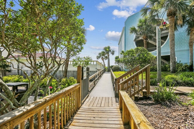 Building Photo - 120 Ocean Hibiscus Dr