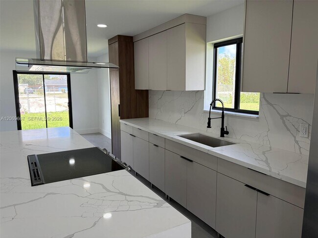 Building Photo - 2420 NW 154th St