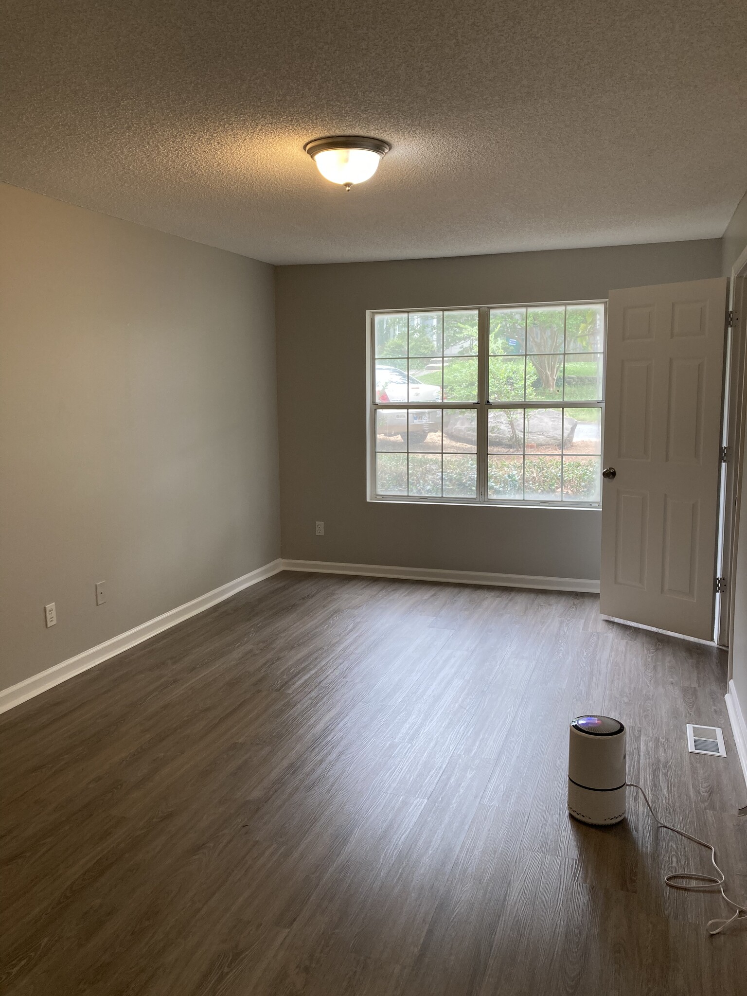 Building Photo - 4147 Lake Mist Dr NW