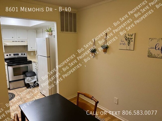 Building Photo - 8601 Memphis Dr