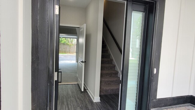 Building Photo - NEW BUILD DELUXE CONDO IN WEST MIDTOWN ATLANTA