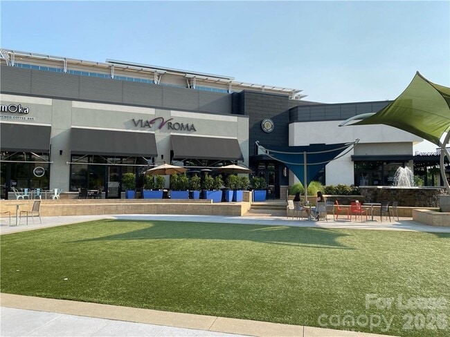 Building Photo - 6434 Raffia Rd