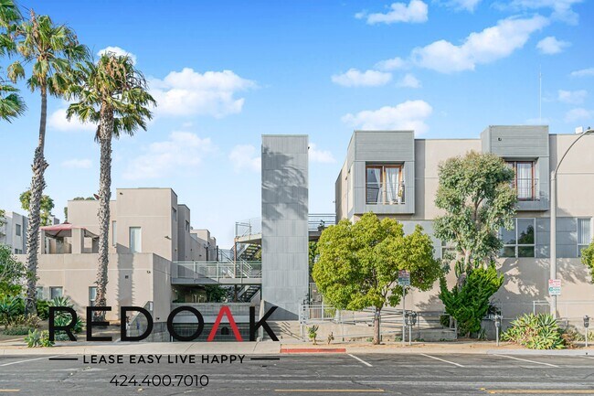 Building Photo - 1011 Pico Blvd