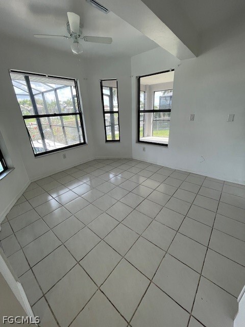 Building Photo - 3425 SE 10th Ave