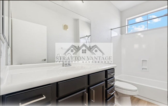 Building Photo - 6745 N 93RD Ave